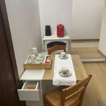 アパート La Casa Dei Nuovi Mondagli サルッツォ