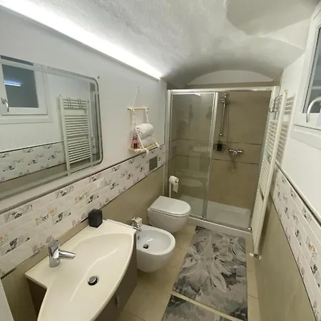 アパート La Casa Dei Nuovi Mondagli サルッツォ