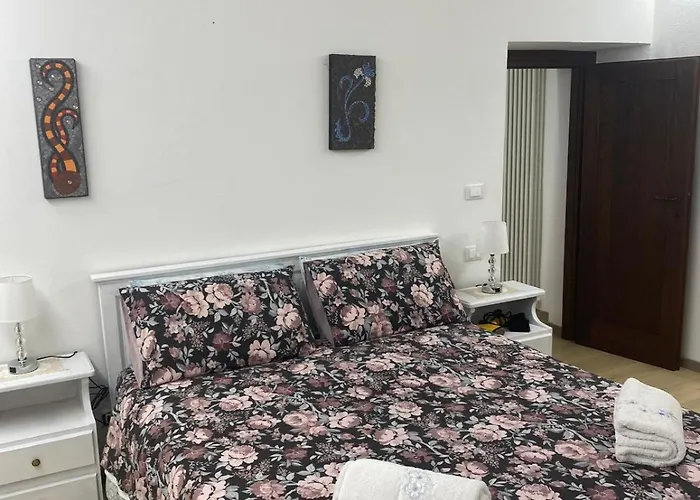 La Casa Dei Nuovi Mondagli Apartment *